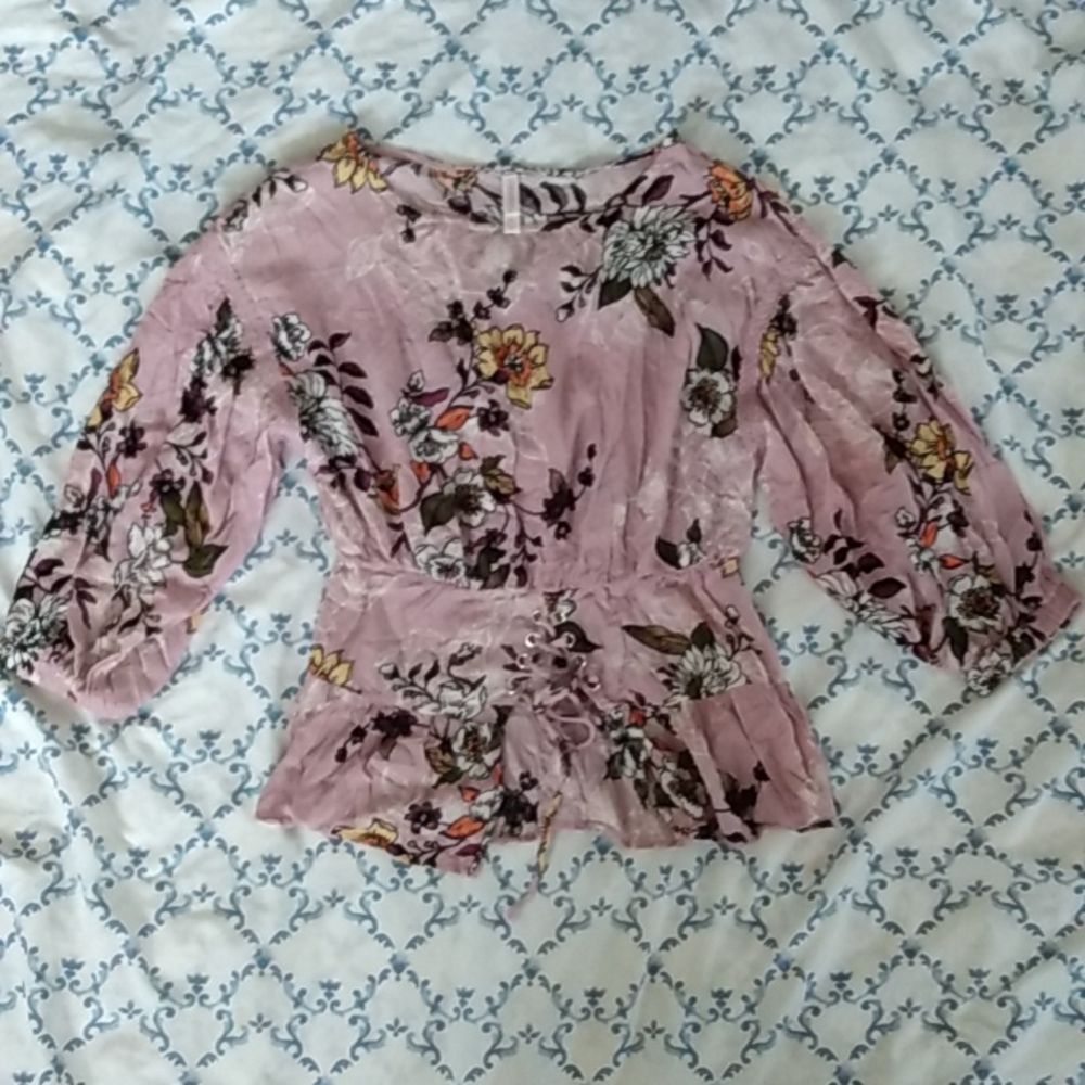 Xhilaration blouse